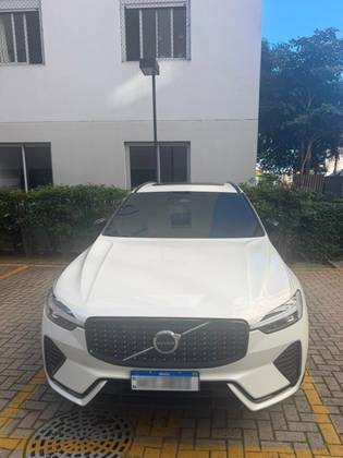 VOLVO XC60 2.0 T8 RECHARGE ULTIMATE DARK AWD GEARTRONIC VOLVO XC60 2.0 T8 RECHARGE ULTIMATE DARK AWD GEARTRONIC